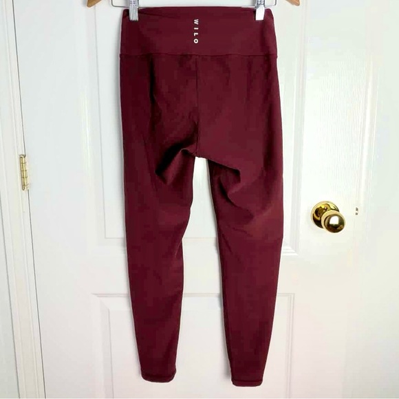 WILLO High-Waisted Leggings Burgundy Ribbed – Women’s Medium - Picture 2 of 5